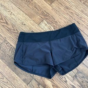Lululemon Speed Up Low Rise 2.5” Shorts